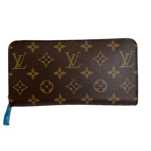 LOUIS VUITTON Brown Monogram Wallet - Picture 1 of 12